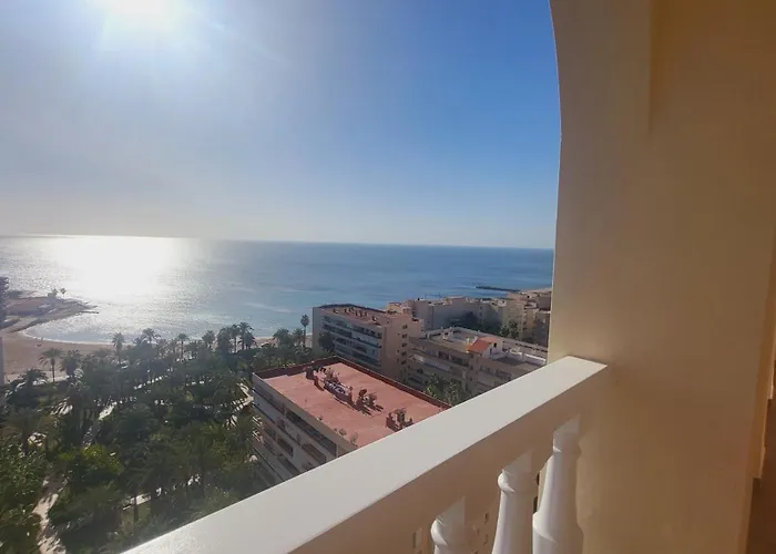 Luxury Penthouse Playas De 6pax * Торевьиа
